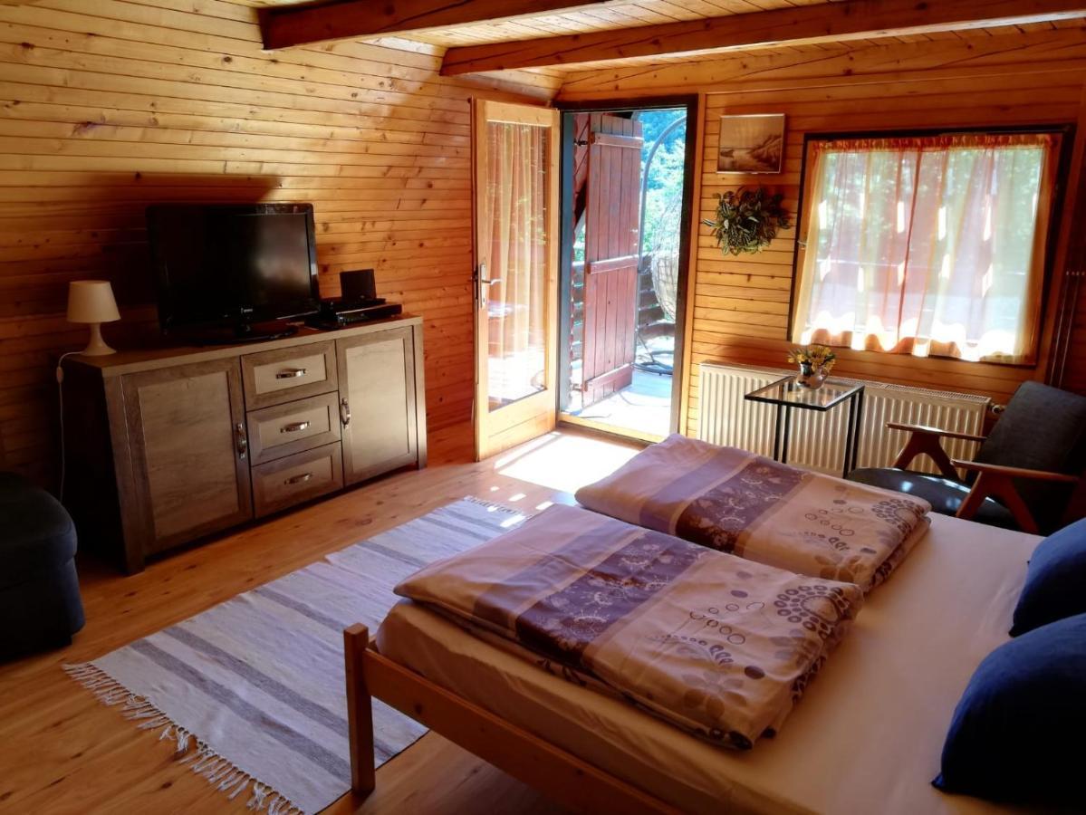 Holiday Home Mreznica غورنيي زفيتْسا المظهر الخارجي الصورة