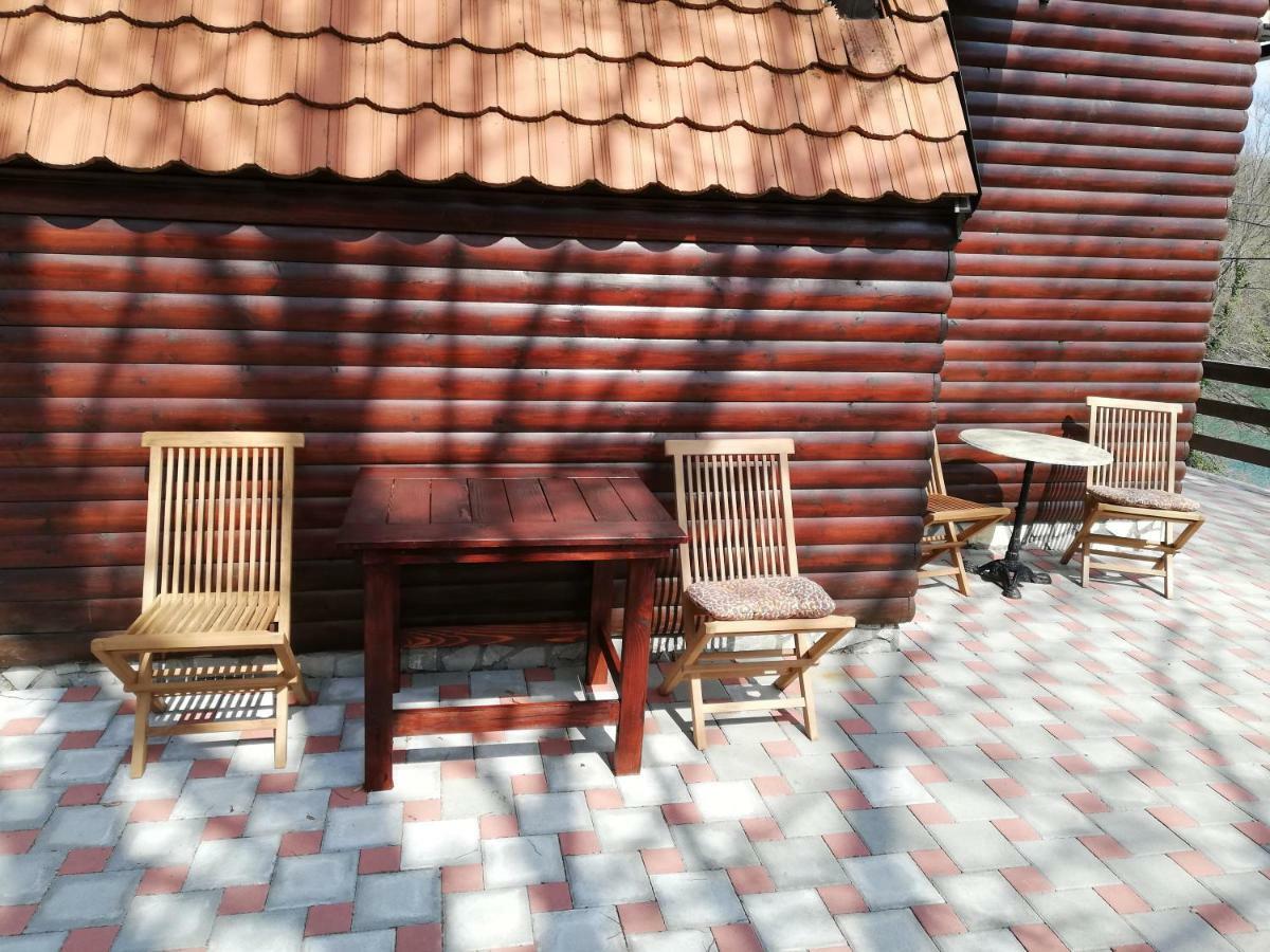 Holiday Home Mreznica غورنيي زفيتْسا المظهر الخارجي الصورة
